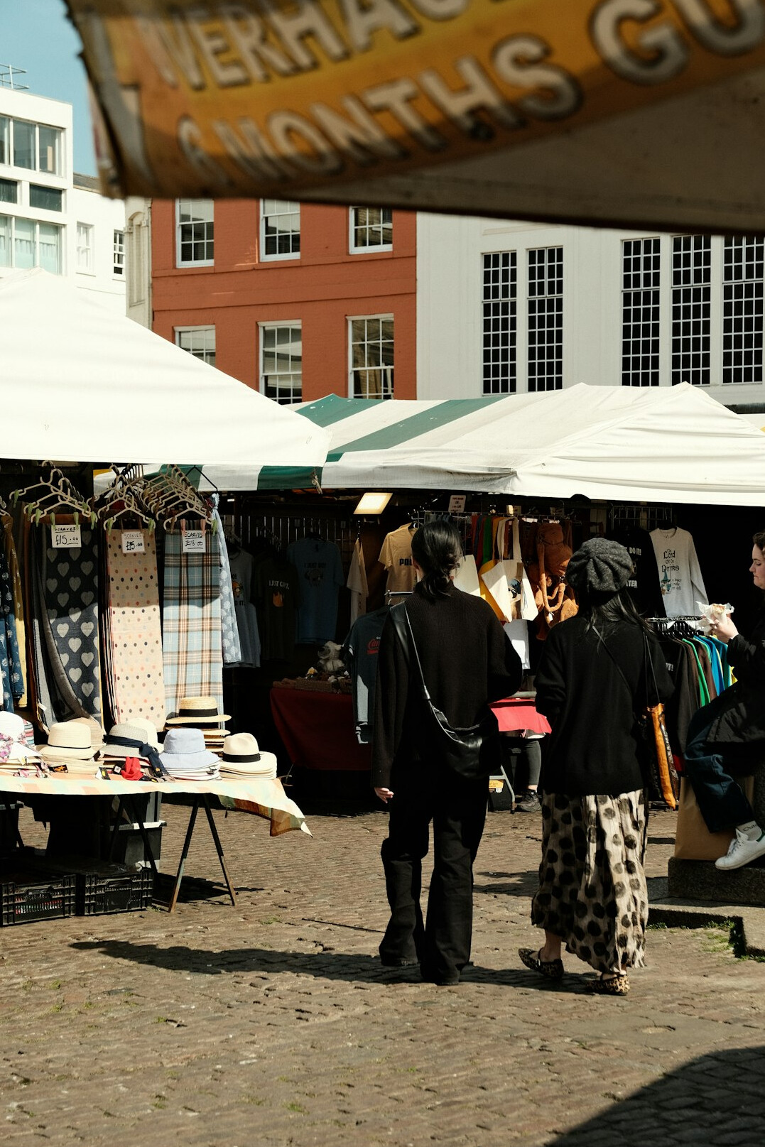 market vendors people